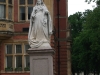 queen-victoria-outside-the-town-hall-leamington-spa